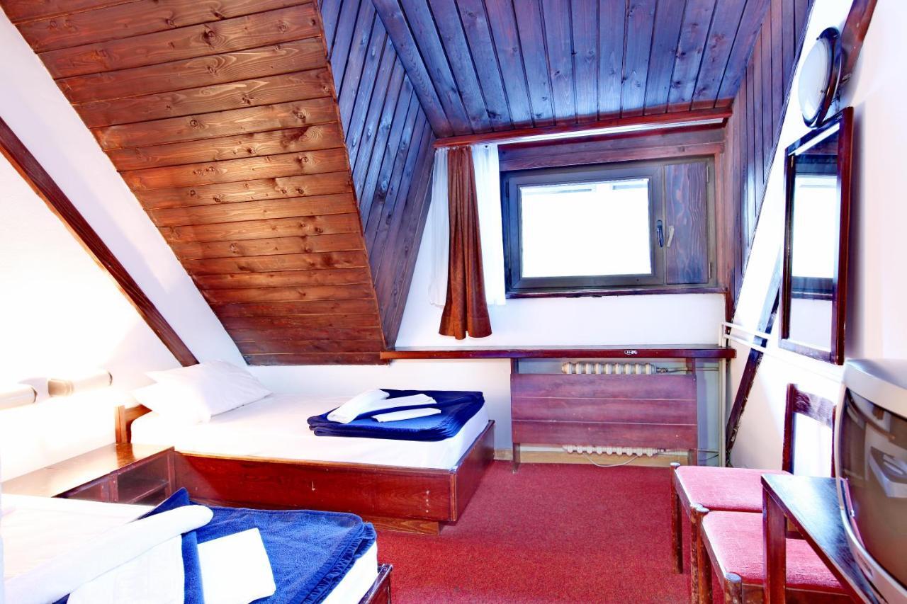 Hotel Olga Dedijer Копаоник Екстер'єр фото